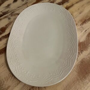 Elegant Cream Embossed Oval Platter